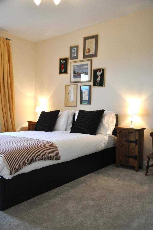 47 Wetherby Way, 3 Bedrooms, Sleeps 6, Easy Walk To Town, Parking, Self Catering, Great View Стратфорд-апон-Эйвон Экстерьер фото